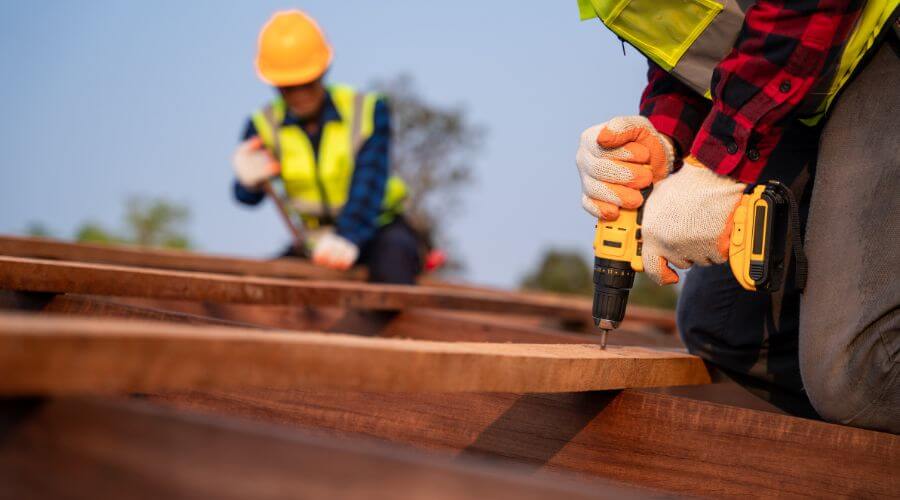 Professional Flat Roofing Installation in Breeding, KY